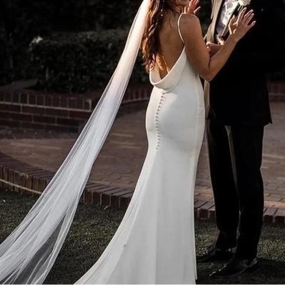 Miss Veil wedding dress - Picture 2 of 7